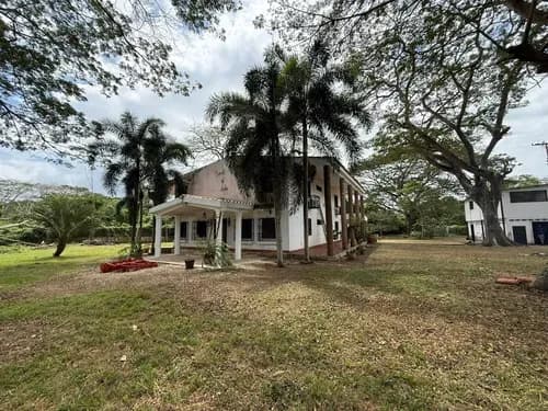 Casa Remodelada Ideal Para Posada En Yaracal. Agente: Yraima Tovar