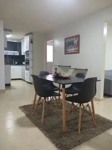 Alquiler De Apartamento Semi-amoblado En San Diego