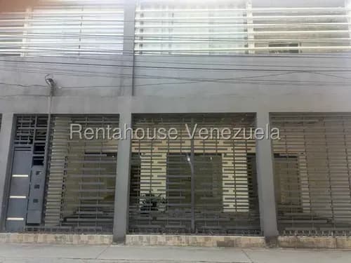 Venta Edificio Comercial Con Tres Locales Y Dos Apartamentosen Fundalara Barquisimeto,lara Mehilyn Perez
