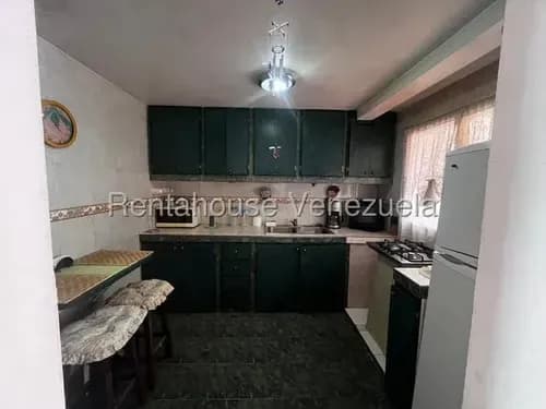 Gran Oportunidad De Adquirir Casa En Urb. Cerrada Y Vigilancia Valle Alto Los Teques Fc 26-15106