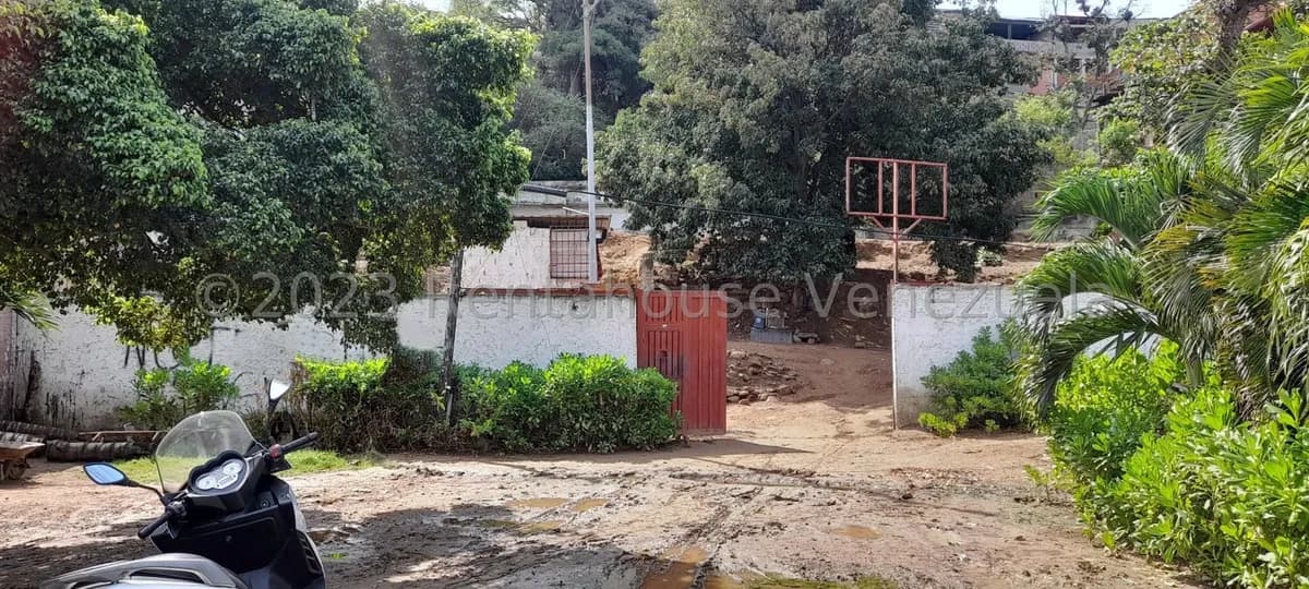 Terreno (Comercial) en Venta en La colina de Catia la mar, Vargas