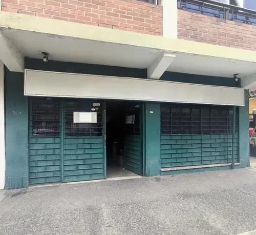 Local En Venta A Pie De Calle, Colinas De Bello Monte Parte Baja