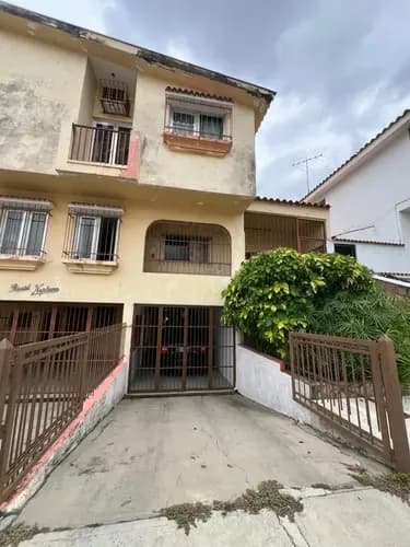 Casa Apartoquinta En Venta En Trigal Norte,valencia.