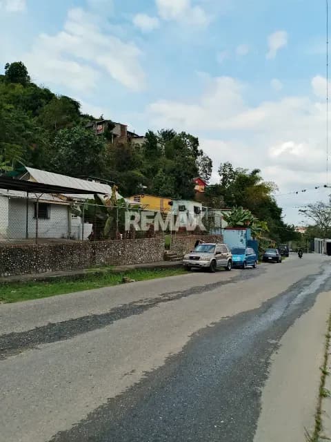 EN VENTA casa en sector Santo Domingo OPORTUNIDAD