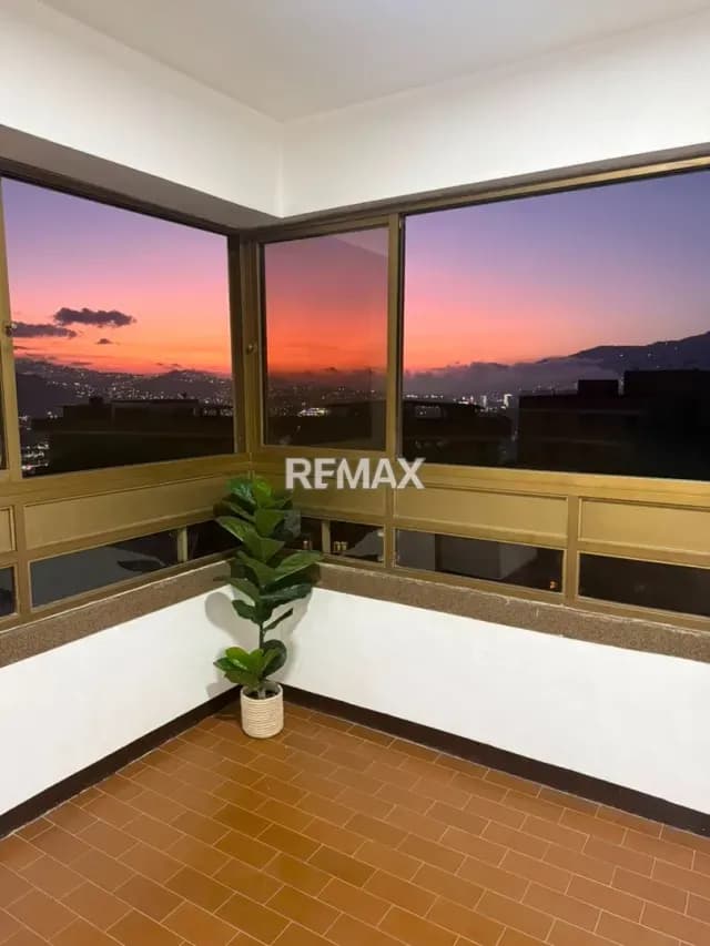 Colinas de Bello Monte - Apartamento en Alquiler