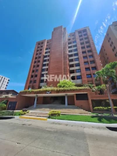 Apartamento en venta en Calle Arismendi, Parcelamiento Las Palmeras, Lechería, Anzoátegui, 6016, VEN - $185k