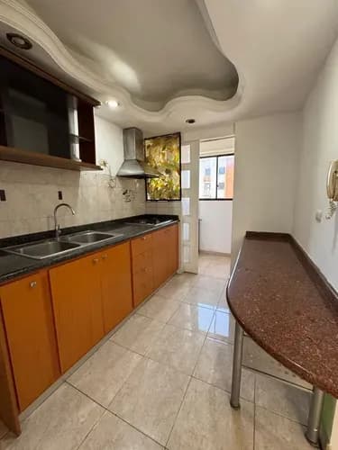 Apartamento De Oportunidad En Mañongo En Bayona Suites Ii-sl