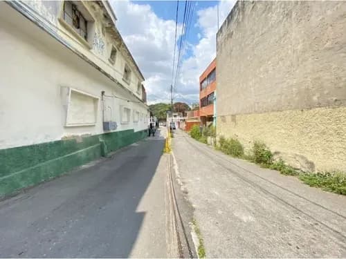 Se Vende Local Industrial Con Terreno - 1800m² - Boleíta Sur