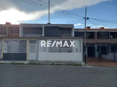 Apartamento conjunto residencial los naranjos