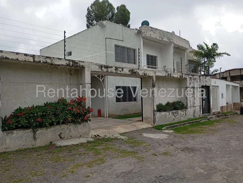 Casa (Duplex) en Venta en Colinas de Carrizal, Miranda