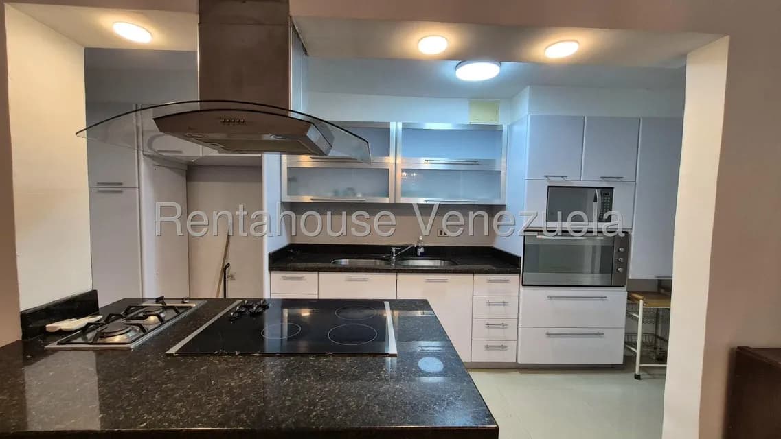 Apartamento (1 Nivel) en Alquiler en Bello Monte, Distrito Metropolitano
