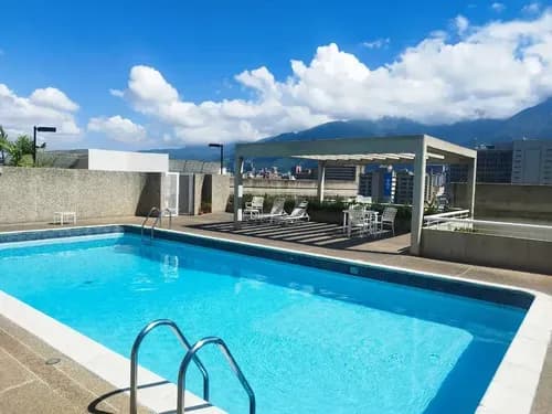 Ss: Vende Apartamento 26-16867 En Lomas De Las Mercedes 235 M2