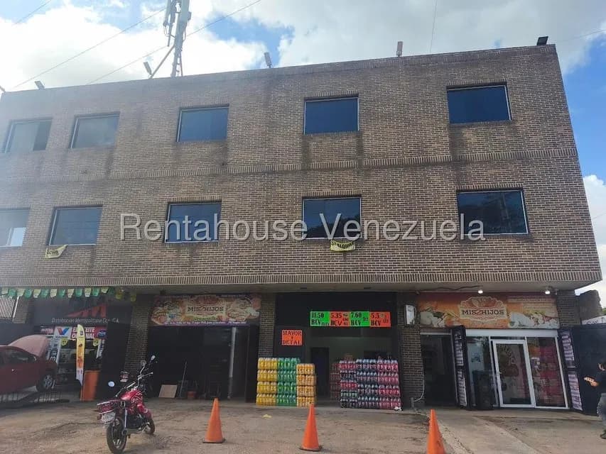 Comercial (Local Comercial) en Alquiler en Las Dos Lagunas, Miranda