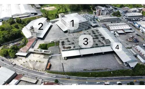 Venta De Galpones Indust.12000 Mts² Av. Pedro Russo Ferrer. Los Teques