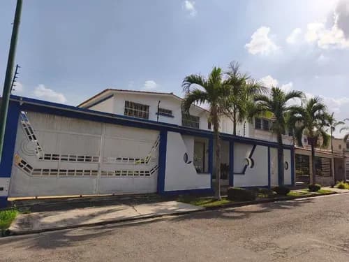 Meb, 3 Portales Exhibido En La Página Web Venta De Bella Casa En La Viña, 648m2, Calle Cerrada Con Vigilancia, 319170