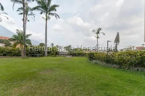 Ea Apartamento En Venta Urb. Country Club, Caracas Yf 26-18297