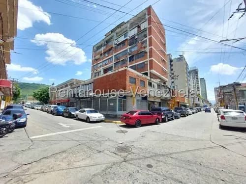 En Ubicación Estratégica En El Centro De Valencia, Inm 26-1169, Ofrece En Alquiler Local Comercial Con Mezzanina, De 263 Metros Cuadrados, Centro De Valencia