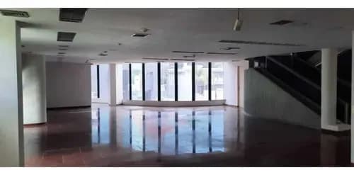 Local 2000 M² La Castellana Alquiler- Venta