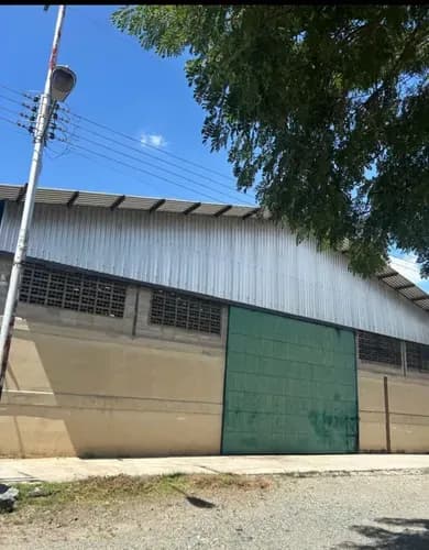 Galpones En Alquiler. Prolongacion De La Av. Aragua, Maracay Edo. Aragua