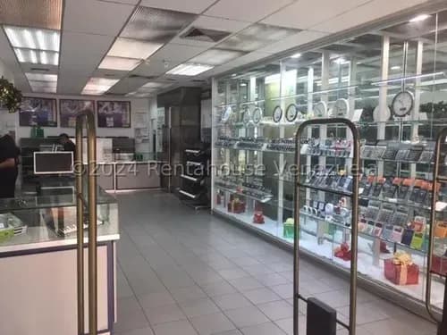 Local En Venta. Parroquia Catedral. De Dos Pisos,actividad Comercial En Potencia. Fc // 24-14074