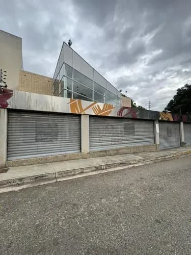 Se Alquila Moderno Edificio Comercial Totalmente Equipado Y Listo Para Usar En La Av. Cuatricentenaria Gavip