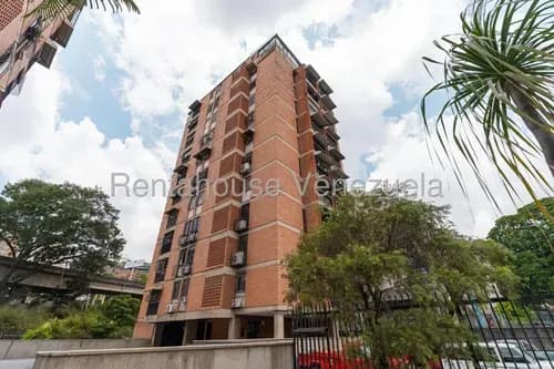 Venta De Apartamento En Las Mercedes. Lgb