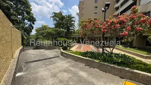 Amplio Apartamento En Venta En Los Chorros #26-18036 Ad