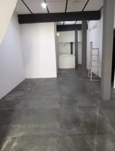 Local En Alquiler Barrio Obrero San Cristobal Tachira Área 150 Mtrs2 Aproximadamente 1 Baño 3 Ambientes Independientes 1 Amplio Salón 1 Área De Cocina Para Venta De Repuestos, Depósito U Oficina.