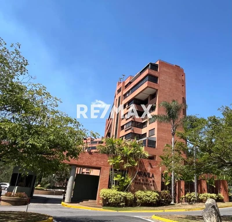 EN VENTA BELLO APARTAMENTO CON VISTA AL AVILA