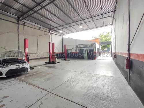 Galpón En Venta Urb. Mariperez, Caracas 26-4181
