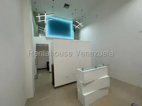 Local En Alquiler C.c Buenaventura Araure - Rah #26-9246
