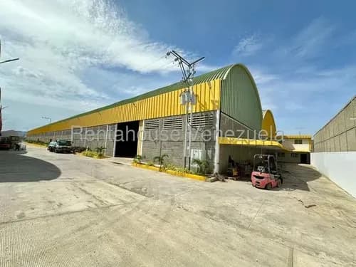Galpón Industrial Barquisimeto Zona Industrial Ii / Germán Gómez Adam / 26-8364