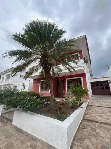 Casa Prebo Calle Cerrada Vigilancia 4 Habitaciones Con Patio Y Estar, Habitable Para Actualizar Clientes Compradores Directos ! Acepta Financiamiento