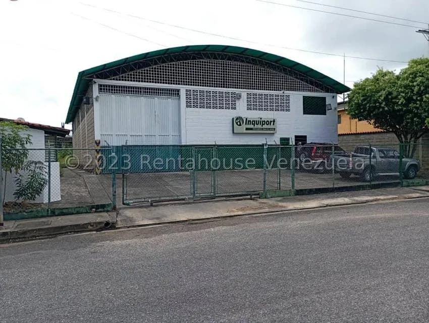 Comercial (Galpon - Deposito) en Venta en Los Parques, Merida