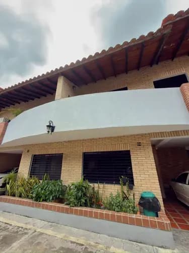 Exclusivo Townhouse 4 Hab Mañongo Res Alto Saman Carabobo Eglis González