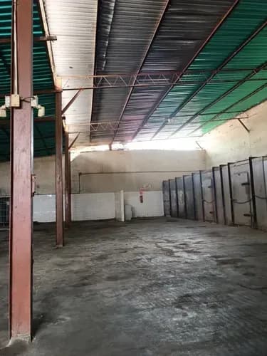Teamhouse+ Vende Espacioso Galpón Comercial Ubicado En Barrio Sucre, Barcelona.