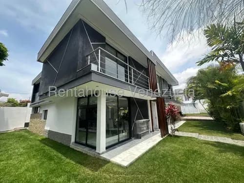 Af- Casa En Venta En El Cafetal, De Vanguardia, Habitaciones Con Baño Privado, Con Piscina, Gimnasio, Planta Eléctrica, Ubicada En Calle Cerrada Con Vigilancia