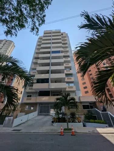 Jhonny Vende Apartamento 120 M2 Res. Monte Carlo Las Chimeneas Valencia Planta 100% Pozo Doble Seguridad Jr