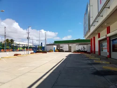 Re/max 2 Mil Vende, Local, En Sector Conejeros, Prolicor, Nueva Esparta, Isla De Margarita