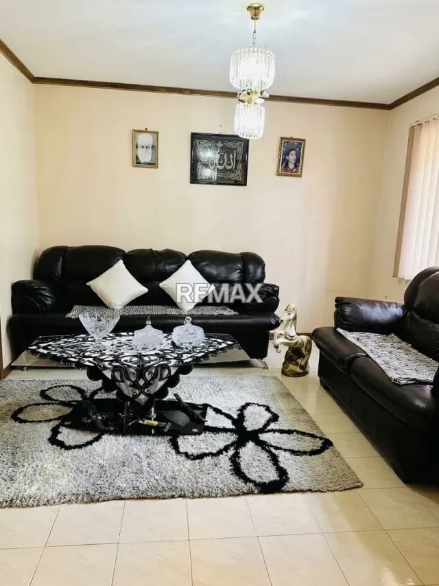 *Se Vende Casa: Espaciosa, Céntrica y Lista para Habitar*