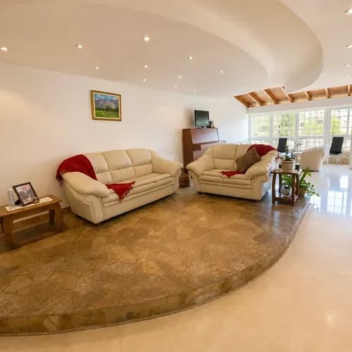 D6j4 Casa En Venta En Colinas De Santa Mónica 780m2 Vista Al Ávila Y Terraza
