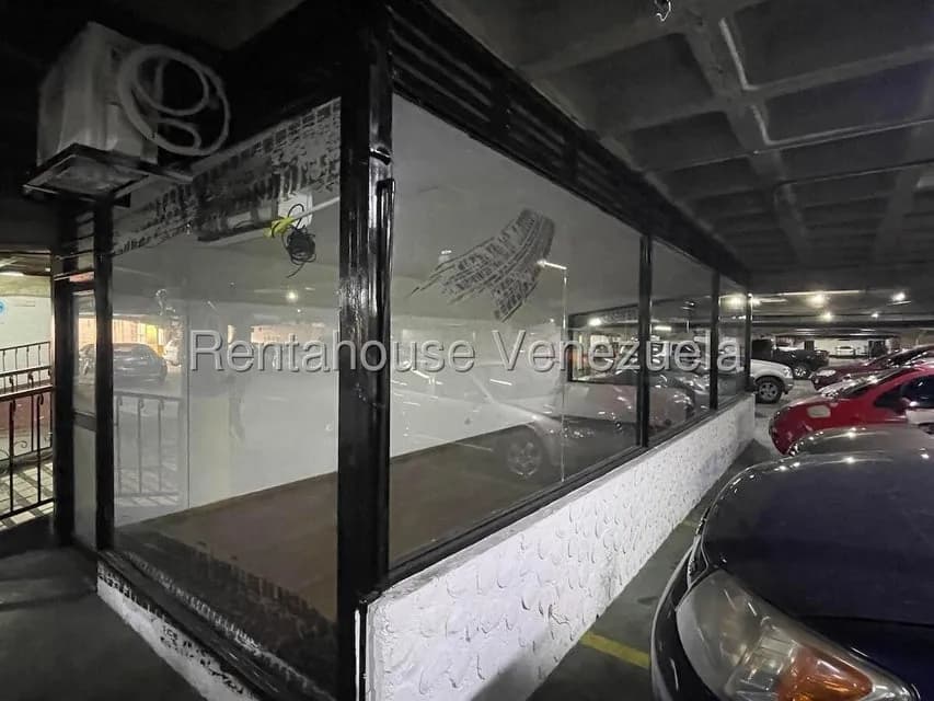 Comercial (Local Comercial) en Alquiler en La Rosaleda, Miranda