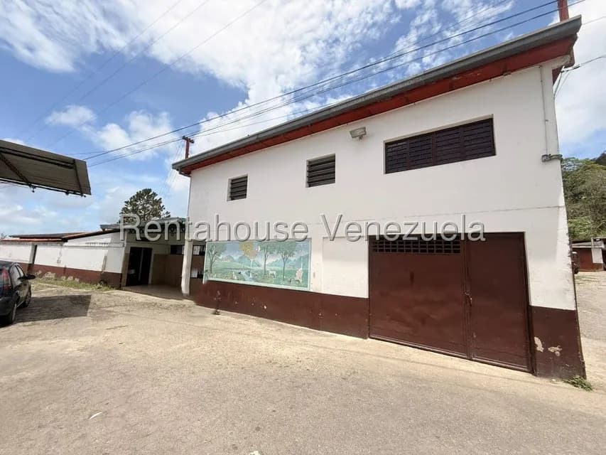 Comercial (Local Comercial) en Venta en Hoyo de La Puerta, Distrito Metropolitano