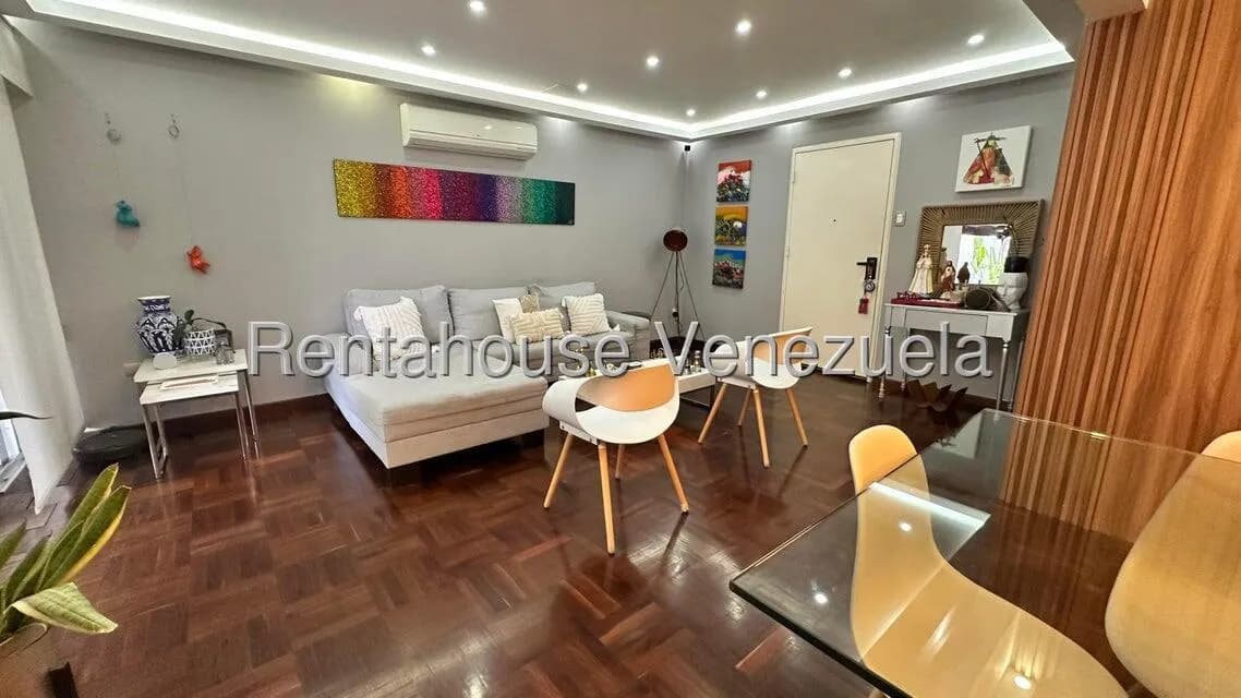 Apartamento (Planta Baja) en Venta en La Tahona, Distrito Metropolitano