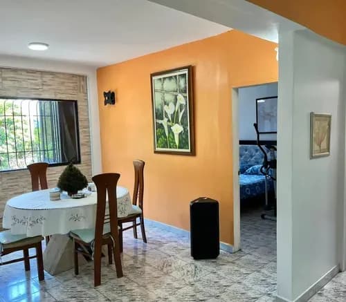Apartamento Avenida Victoria Excelente