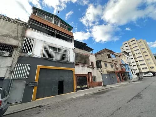 Local En Alquiler En La Candelaria (3er Nivel)