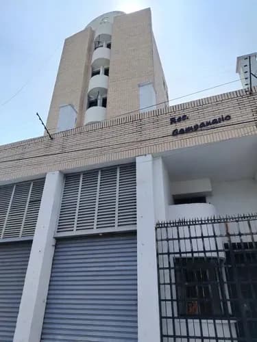Beraca 001 Venta Apartamento Amoblado Residencia Campanario, Avenida Mariño, Maracay.
