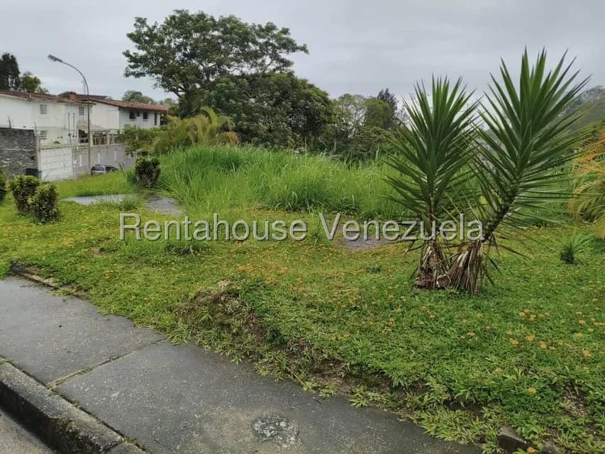 Terreno (Residencial) en Venta en Parque el Retiro, Miranda