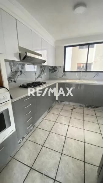 AMPLIO APARTAMENTO EN LOS MANGOS