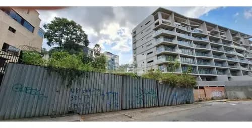 Se Vende Excelente Y Estrategico Terreno De 798m2 En Las Mercedes